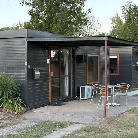 Corryong Caravan Park Formally Mt Mittamatite Caravan Park Екстер'єр фото