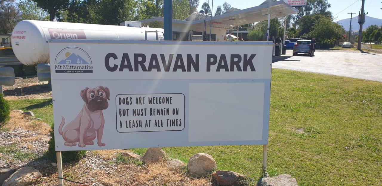 Corryong Caravan Park Formally Mt Mittamatite Caravan Park Екстер'єр фото