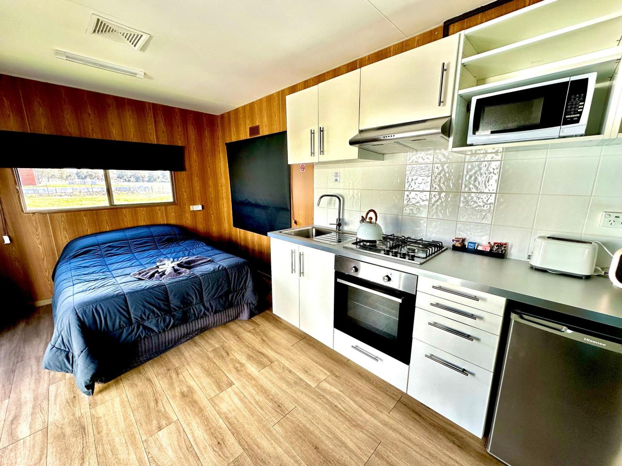 Corryong Caravan Park Formally Mt Mittamatite Caravan Park Екстер'єр фото
